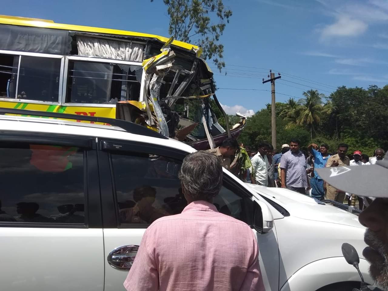 bus acident in orathanadu